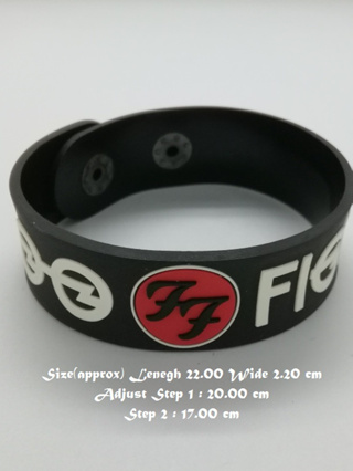 สร้อยข้อมือยาง Foo Fighters กําไลยางซิลิโคน แฟชั่น วงดนตรี กันน้ำ  silicone rubber wristband bracelet