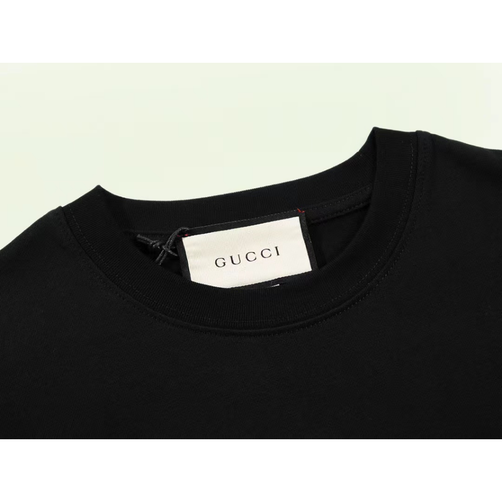 เสื้อยืด-cucci-new-unisex-ลายมาใหม่-ใครเห็นเป็นต้องมอง-limited-edition