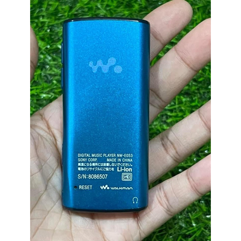 sony-walkman-nw-e053