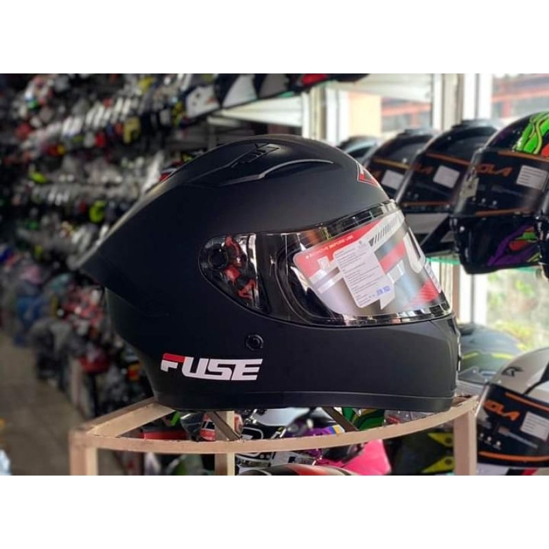 หมวกกันน็อคหุ้มคาง Fuse Razor สีล้วนดำด้าน | Shopee Thailand