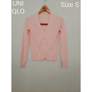 UNIQLO เสื้อคาร์ดิแกนผ้าถักแขนยาวรุ่น258-071103ของแท้ สีชมพูมือสอง