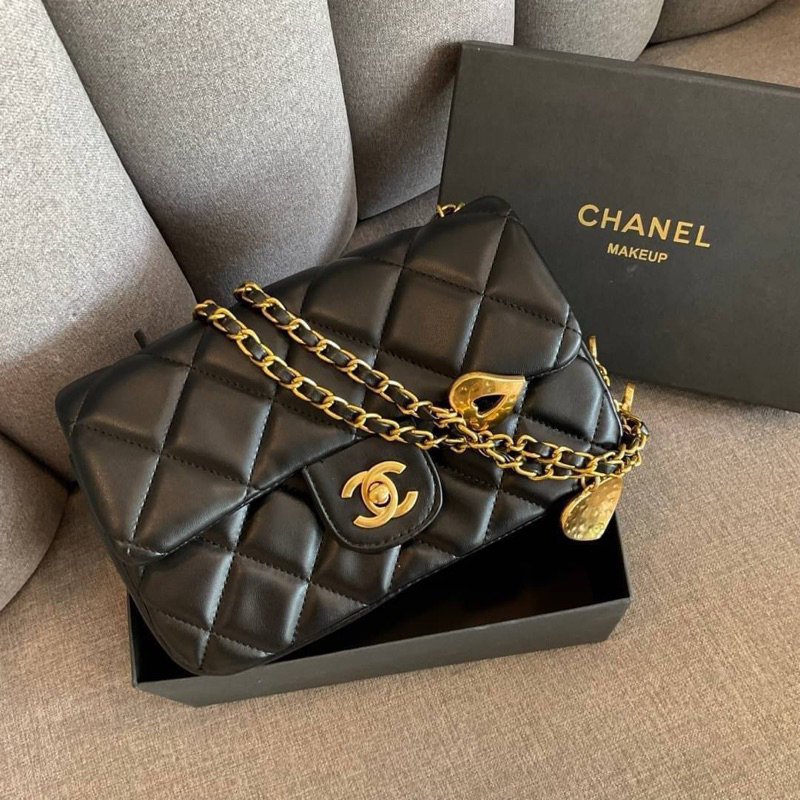 CHN CROSSBODY BAG (ด้านในมีป้ายแท็กใส NOT FOR SALE) | Shopee Thailand
