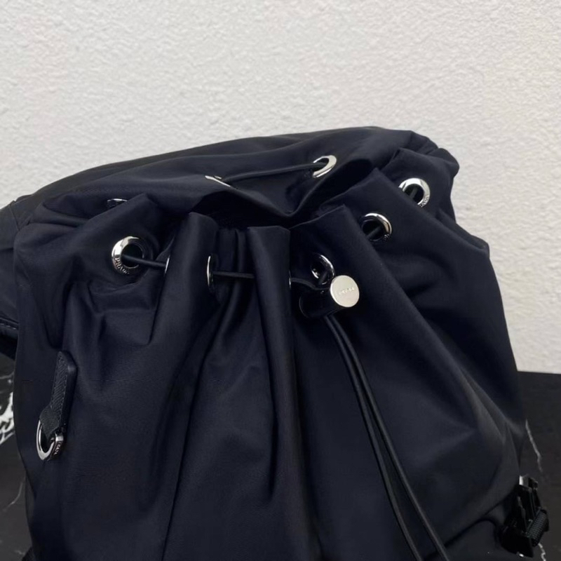 กระเป๋าเป้พร้อมส่ง-pralogo-plaque-multi-pocket-backpackเทพ
