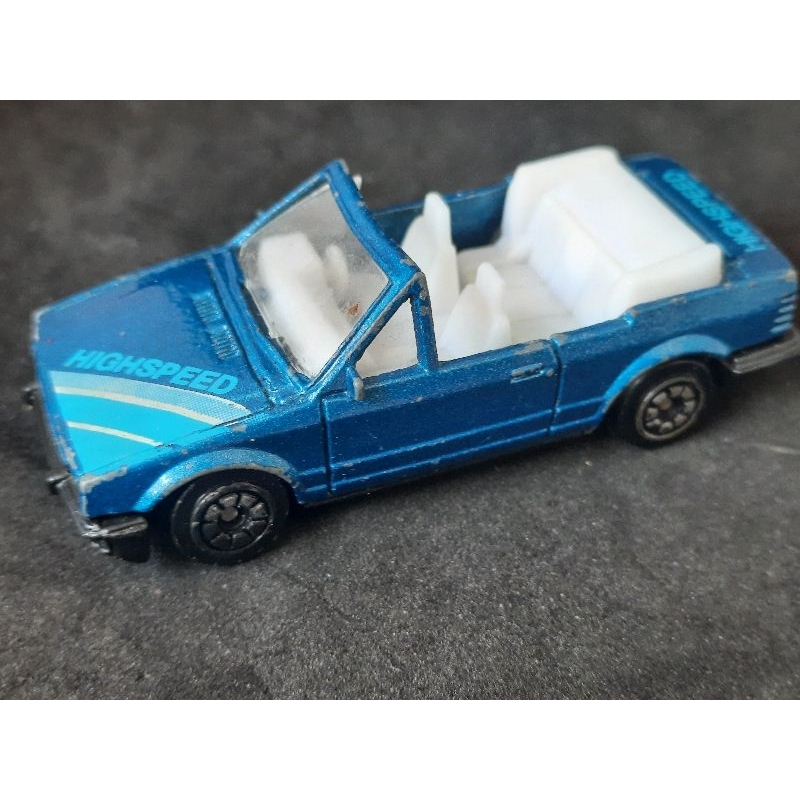 vintage-welly-ford-escort-mk3-cabriolet-convertible-metallic-blue-mint