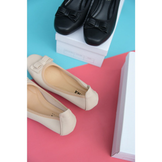 ภาพขนาดย่อของภาพหน้าปกสินค้ารองเท้าเเฟชั่นผู้หญิงเเบบคัชชูส้นสูงปานกลาง No. 688-58 NE&NA Collection Shoes จากร้าน nena_official_store บน Shopee ภาพที่ 3