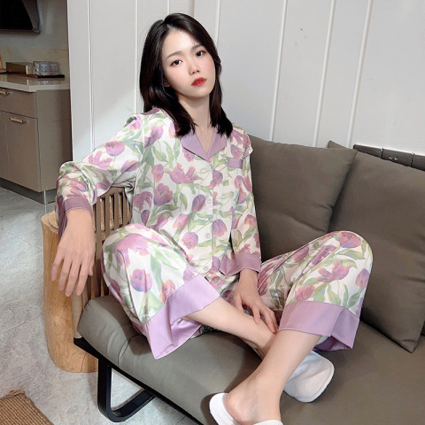 ภาพสินค้าชุดนอนผ้าซาติน  ชุดนอนสไตล์ชายและหญิงเกาหลีใต้ รูปแบบ เสื้อแขนยาว + กางเกงขายาวหญิง M-3XLชาย L-3XL จากร้าน hao456_ บน Shopee ภาพที่ 8