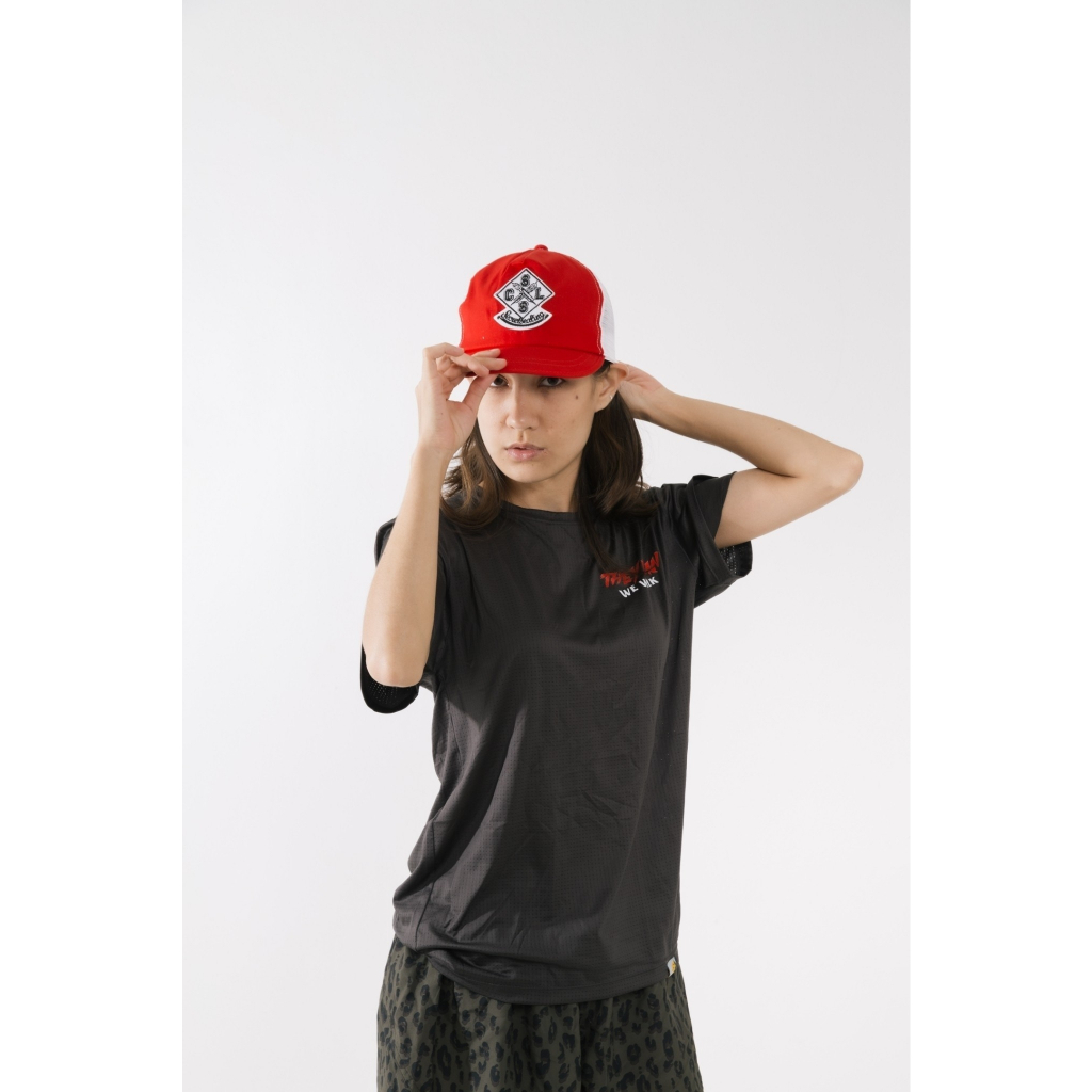 secret-sealing-bag-scsl-short-brim-trucker-cap-red-white-หมวกตาข่ายสะท้อนแสง