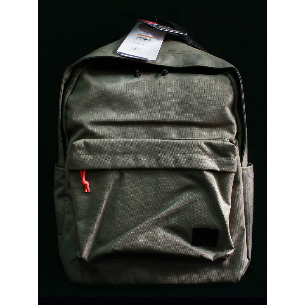 Herschel DELTA - Rucksack สีเขียวลายทหาร ( dark camo color ) | Shopee ...