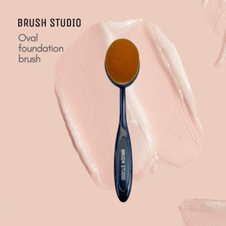 สินค้าเคลียร์สต๊อก BRUSH STUDIO Oval Foundation Brush แปรงรองพื้นงานผิว