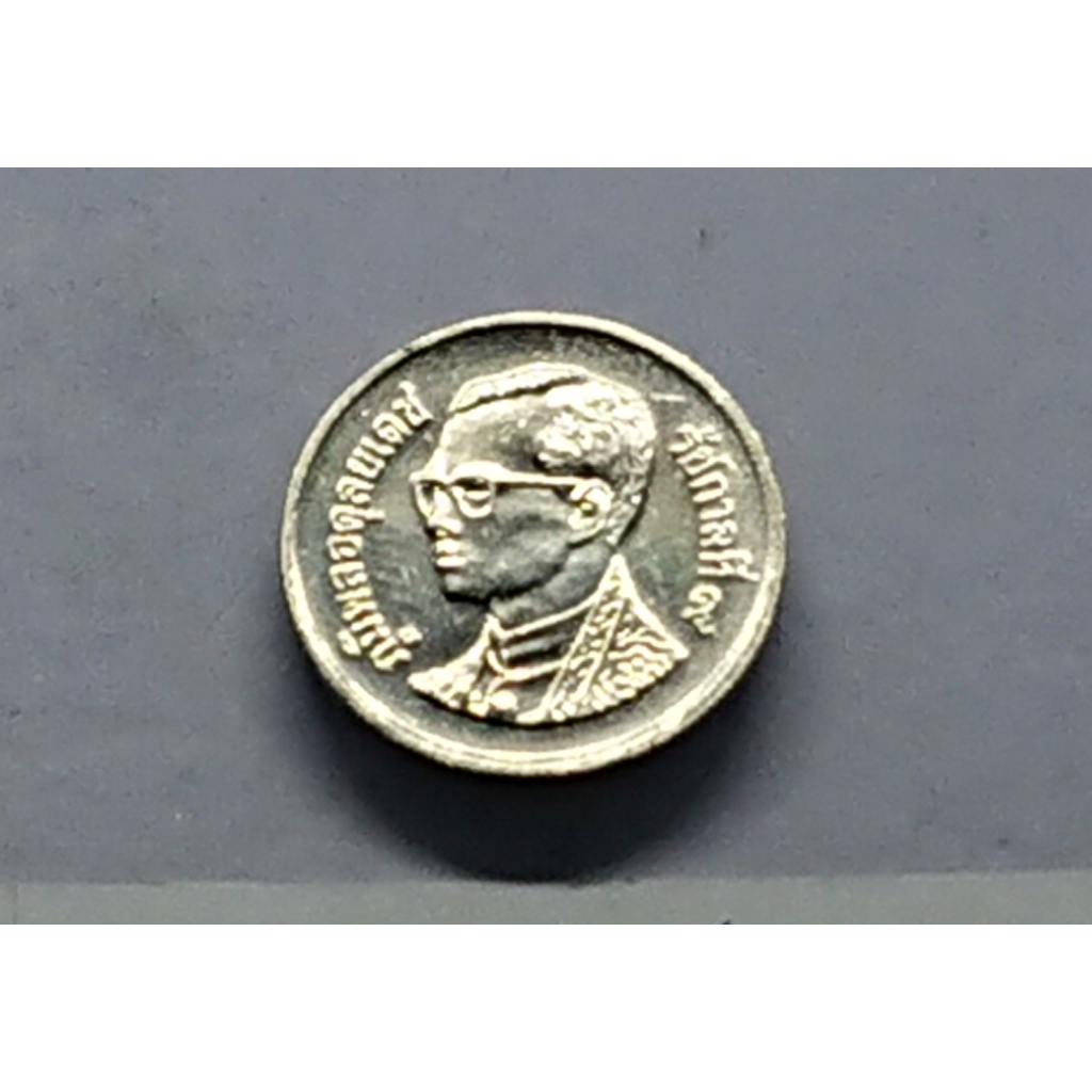 เหรียญหมุนเวียน-1-บาทหลังวัดพระศรืๆ-2551-unc