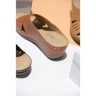 ภาพขนาดย่อของภาพหน้าปกสินค้ารองเท้าผู้หญิงเเบบเเตะสวมส้นเตารีด No. FD-673 NE&NA Collection Shoes จากร้าน nena_official_store บน Shopee ภาพที่ 5