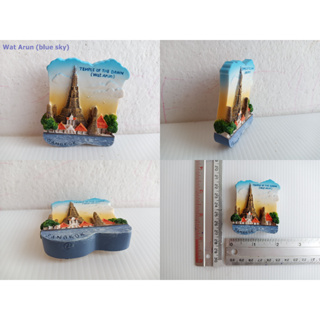 สินค้า คนรักการท่องเที่ยวเมืองไทย \"Wat Arun (blue)\" Perfect gift for travelers to Thailand, magnet model for their Refrigerator