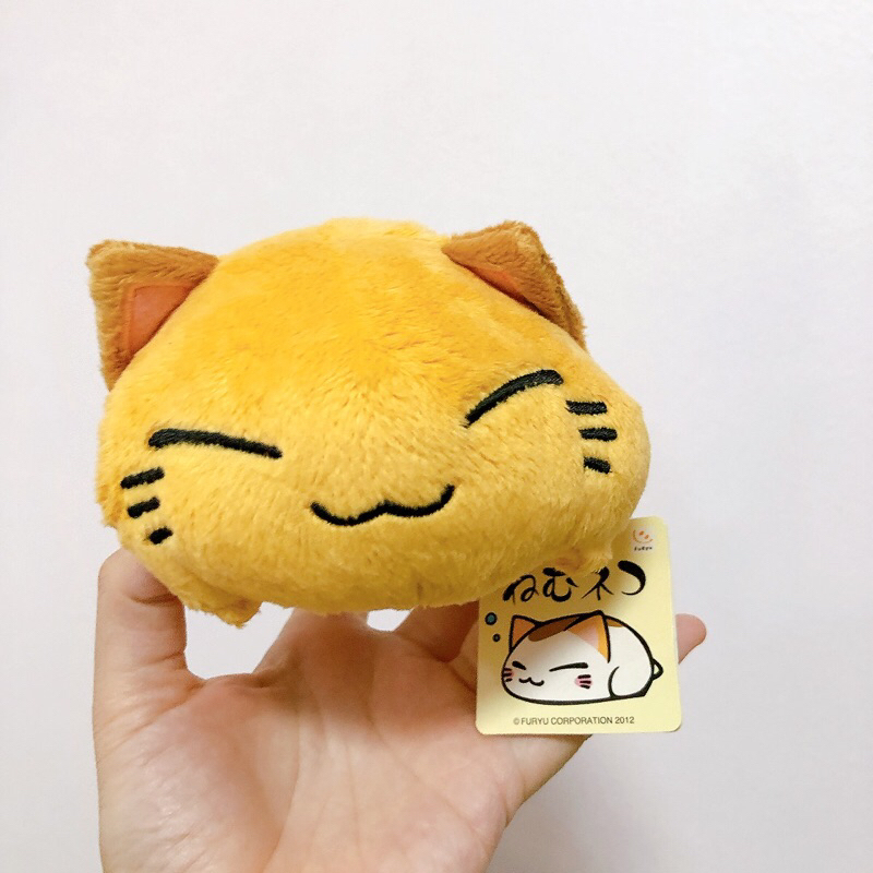 ตุ๊กตาแมวตาขีดสีเหลือง-furyu
