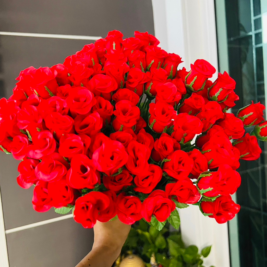 ดอกกุหลาบวาเลนไทน์-ดอกกุหลาบตูม-ก้านสีแดง-1ดอก-พร้อมก้านพร้อมใบ-ดอกกุหลาบสีแดง-พร้อมส่งจากไทย-ถวายองค์ท้าวเวศสุวรรณ
