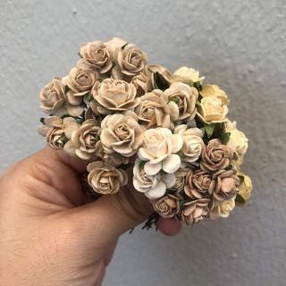 ดอกไม้กระดาษสาดอกไม้กุหลาบขนาดเล็กคละสีขาว ครีม น้ำตาล 40 ชิ้น ดอกไม้ประดิษฐ์สำหรับงานฝีมือและตกแต่ง พร้อมส่ง F237
