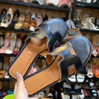 ภาพขนาดย่อของภาพหน้าปกสินค้ารองเท้าแตะสไตส์ hermes รองเท้าแตะผู้หญิง รองเท้าแตะแฟชั่น จากร้าน preeyarat_plang บน Shopee ภาพที่ 7