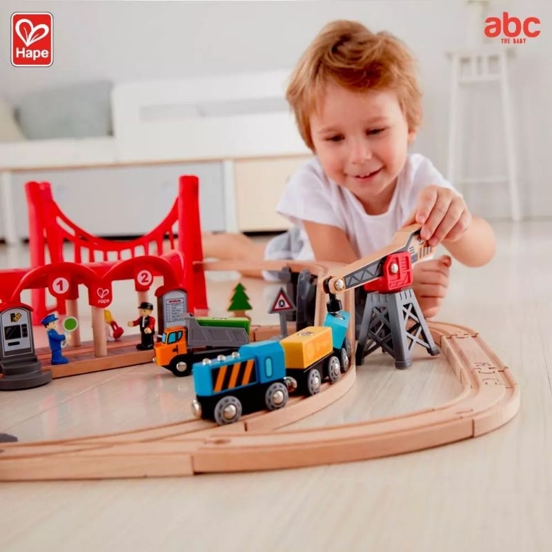 hape-รถไฟในเมืองยุ่งเหยิง-busy-city-rail-set-รางรถไฟ-รางไม้-รถไฟ-3y-e3730