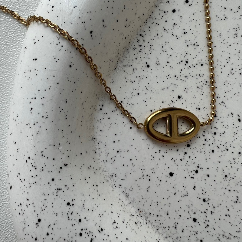 adoreofficial-bkk-oval-gold-necklace