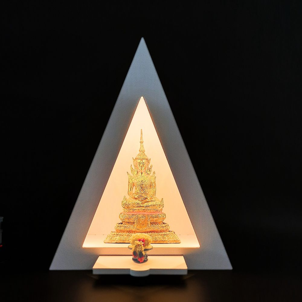 หิ้งพระสามเหลี่ยม-มีไฟ-โมเดิร์น-สามเหลี่ยมทรงกล่อง-มีไฟ-หิ้งพระมินิมอล-ตั้งโต๊ะ-ติดผนังได้-mn08-light