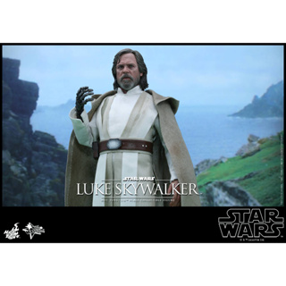 HOT TOYS MMS 390 STAR WARS : TFA – LUKE SKYWALKER (ใหม่)