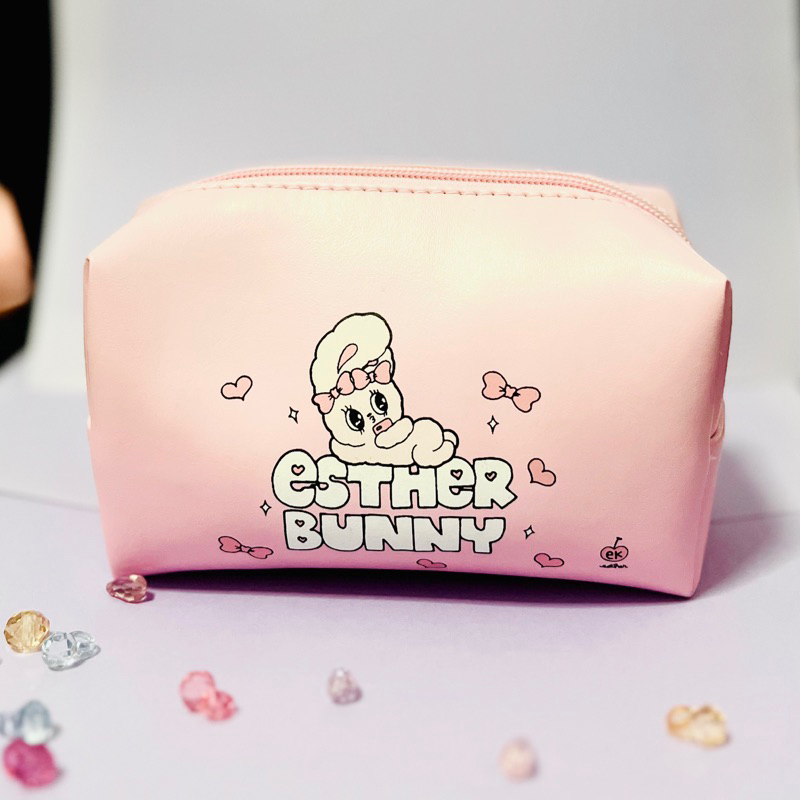 esther-bunny-cosmetics-bag