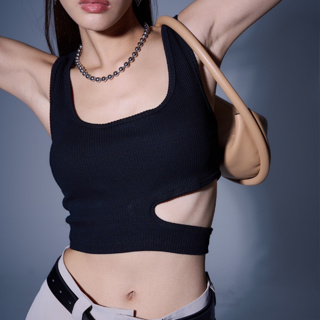 AHT092 U-neck cut out rib crop top เสื้อกล้ามผ้าร่องดีไวน์เว้าเอว