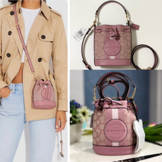🎀(สด-ผ่อน) กระเป๋า 5.5 นิ้ว C8322 สี True Pink Mini Dempsey Bucket Bag