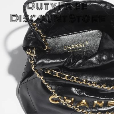 chanel-22-mini-handbag-classic