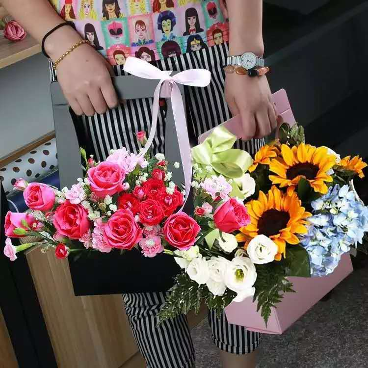 ใหม่ล่าสุด-กระเป๋าใส่ดอกไม้-จัดดอกไม้-ตกแต่งดอกไม้-ของขวัญวันพิเศษ