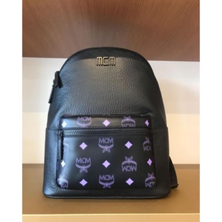 MCM Medium Stark Backpack in Color Splash Logo Leather อุปกรณ์ ถุงผ้า การ์ด Size : 40.0 x 33.0 x 16.0 cm