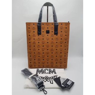 mcm Medium Klassik tote bag in Visetos and nappa leather Designed to match the dynamic