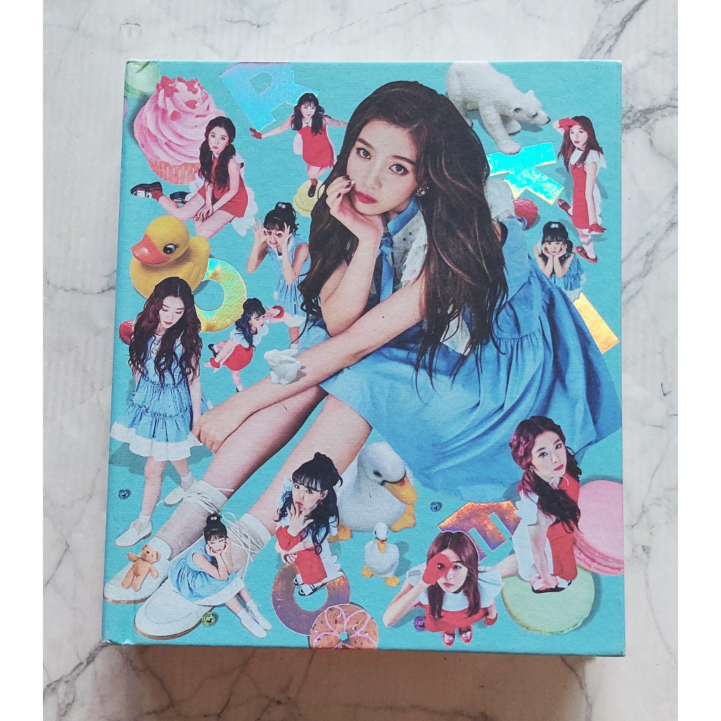 อัลบั้ม Red Velvet - Rookie Album เวอร์ ปก จอย แกะแล้ว ไม่มีการ์ด ไม่มี
