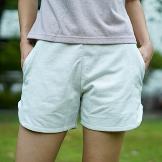 กางเกงขาสั้น ลายปัก ผู้หญิง สี Jelly in Landfill  รุ่น Shorts Women With Embroidery  ผลิตจากผ้ารีไซเคิล 100% ดีต่อสิ่ง