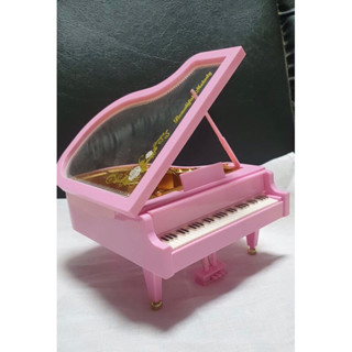 กล่องดนตรีเปียโนไขลาน Piano Music Box