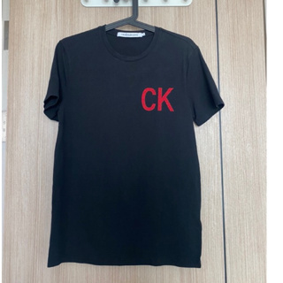 เสื้อยืดแขนสั้น CK size s (มือสอง)