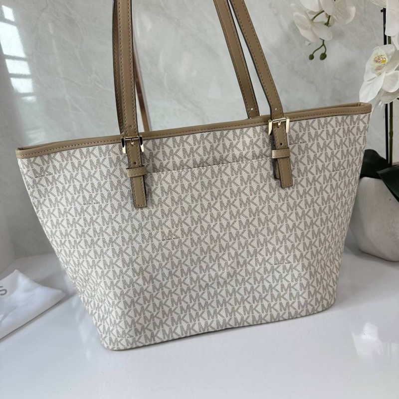 michael-kors-womens-jet-set-travel-md-carryall-tote