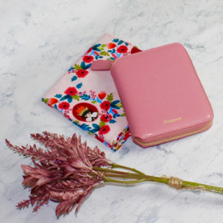 พร้อมส่ง Fennec Zipper wallet 2 สี light pink กระเป๋าตังค์ ใส่การ์ด บัตร เหรียญ ธนบัตร แบรนด์จากเกาหลี