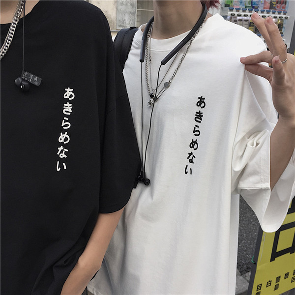 ภาพหน้าปกสินค้าญี่ปุ่นและเกาหลีล่าสุดง ราคา  สื้อแขนสั้นผู้ชาย เสื้อ 2สี Size M~3XL จากร้าน boy123.th บน Shopee