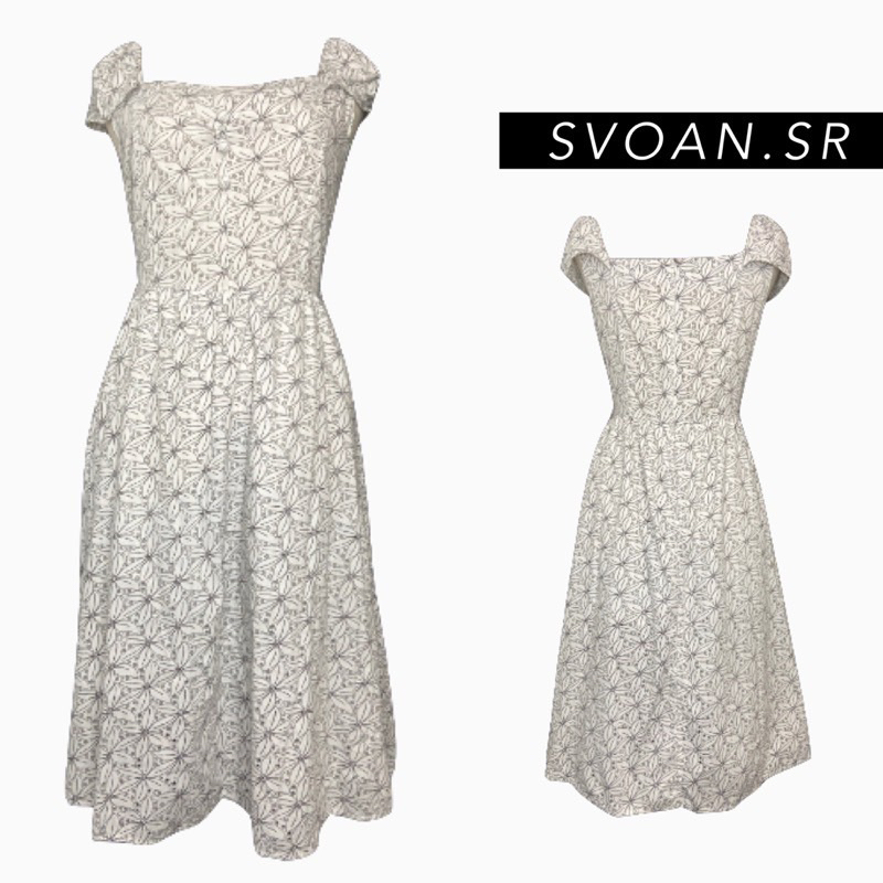 svr022-เดรสยาว-สีขาว-ลายดอกแต่งผ้าฉลุ-รายละเอียดด้านล่างนะคะ