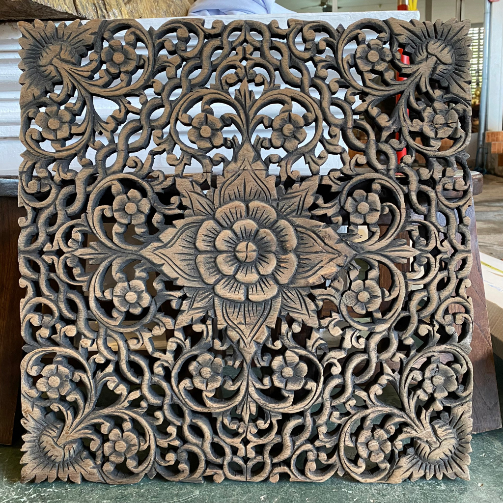 แผ่นไม้สัก-ไม้แกะสลักสวยๆ-ไม้แกะสลักมงคล-ไม้แกะสลักผนัง-แกะสลักไม้-mandala-carving-panel-45x45x1-5cm-ลายดอก-ไม้สักแผ่น