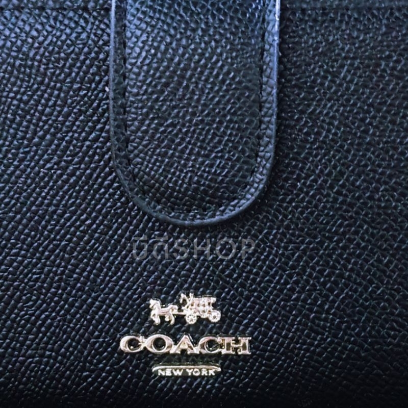 กระเป๋าสตางค์-coachh-womens-medium-corner-zip-wallet