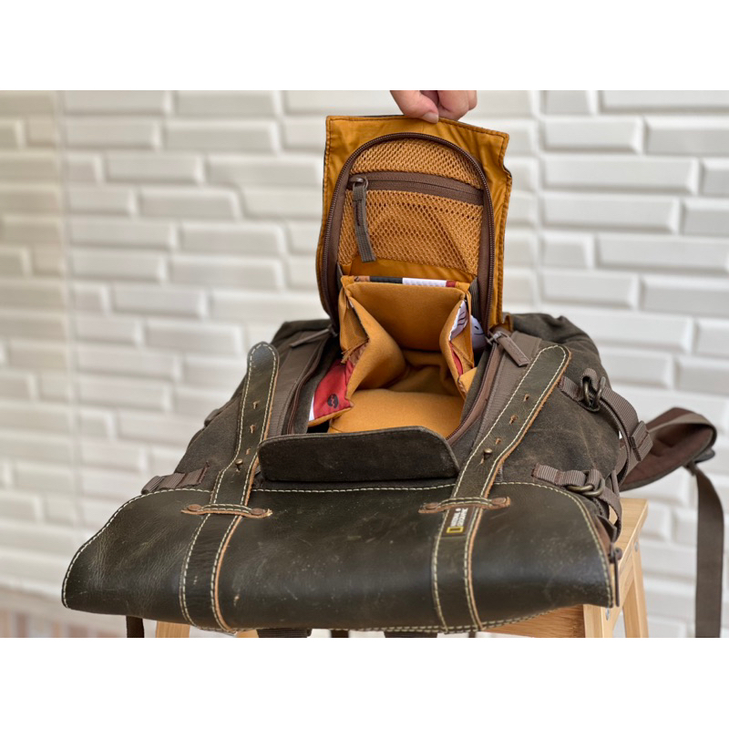 กระเป๋ากล้อง-national-geographic-มือสอง-รุ่น-small-backpack-nga5280-สี-brown-for-dslr-csc