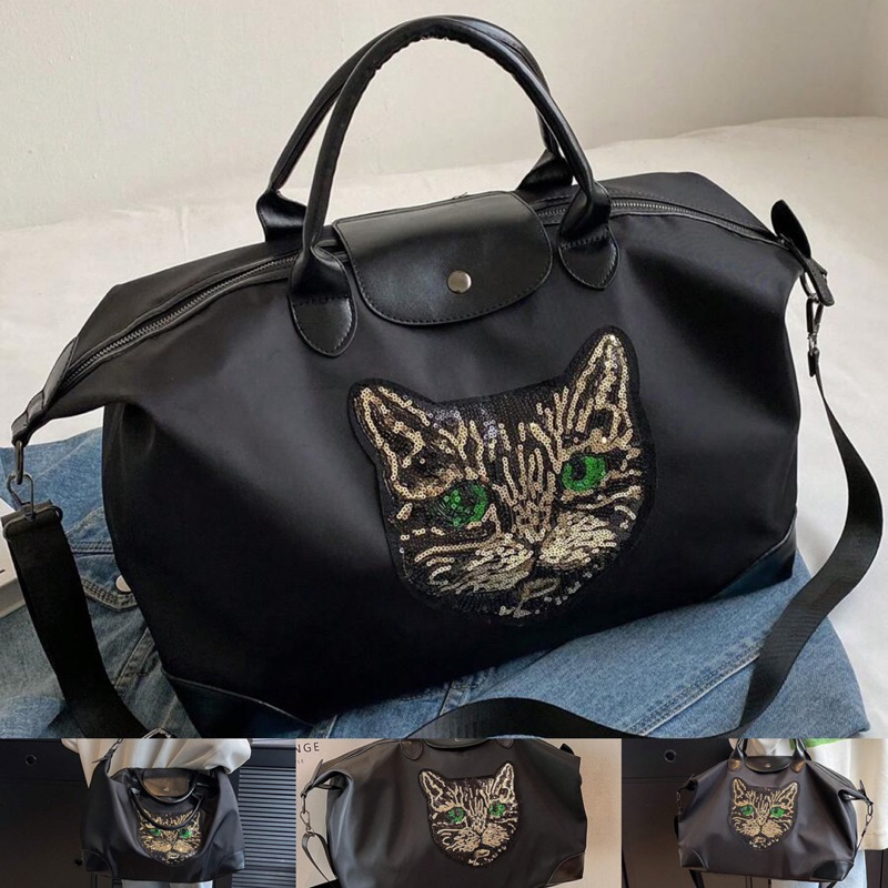 dwk-กระเป๋าเดินทางตกแต่งเลื่อมลายแมว-large-fashion-travel-bag-adjustable-strap-sequin-cat-decor-polyester