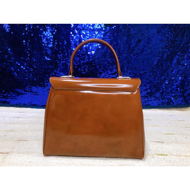 gianni-versace-patent-leather-handbag-vintage-แท้