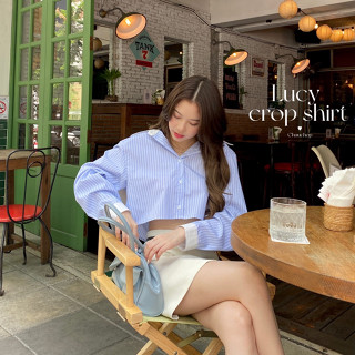 chuuchop_พร้อมส่ง(C8140)🦕📧🛋️Lucy Crop Shirt เสื้อเชิ้ตครอปสีฟ้าลายทาง สไตล์เกาหลี