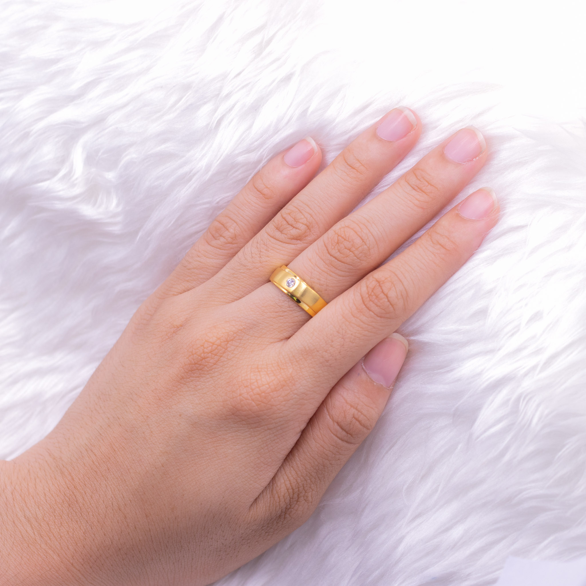 แหวนผู้ชายสวยๆ-แข็งแรง-ใส่ได้ทุกวัน-แหวนเพชร-แหวนทองเพชรแท้-ทองแท้-37-5-9k-me519