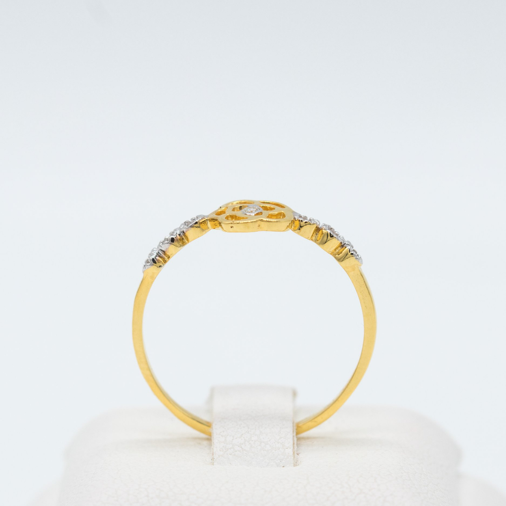 แหวนดอกคามิเลีย-มีกะเปาะข้าง-แหวนเพชร-แหวนทองเพชรแท้-ทองแท้-37-5-9k-me583