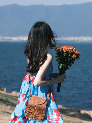 [พร้อมส่ง] ชุดดอกไม้แขวนคอ, ชุดวันหยุดริมทะเล, ชุดเกาหลีแขนกุด, ชุดลำลองฝรั่งเศส