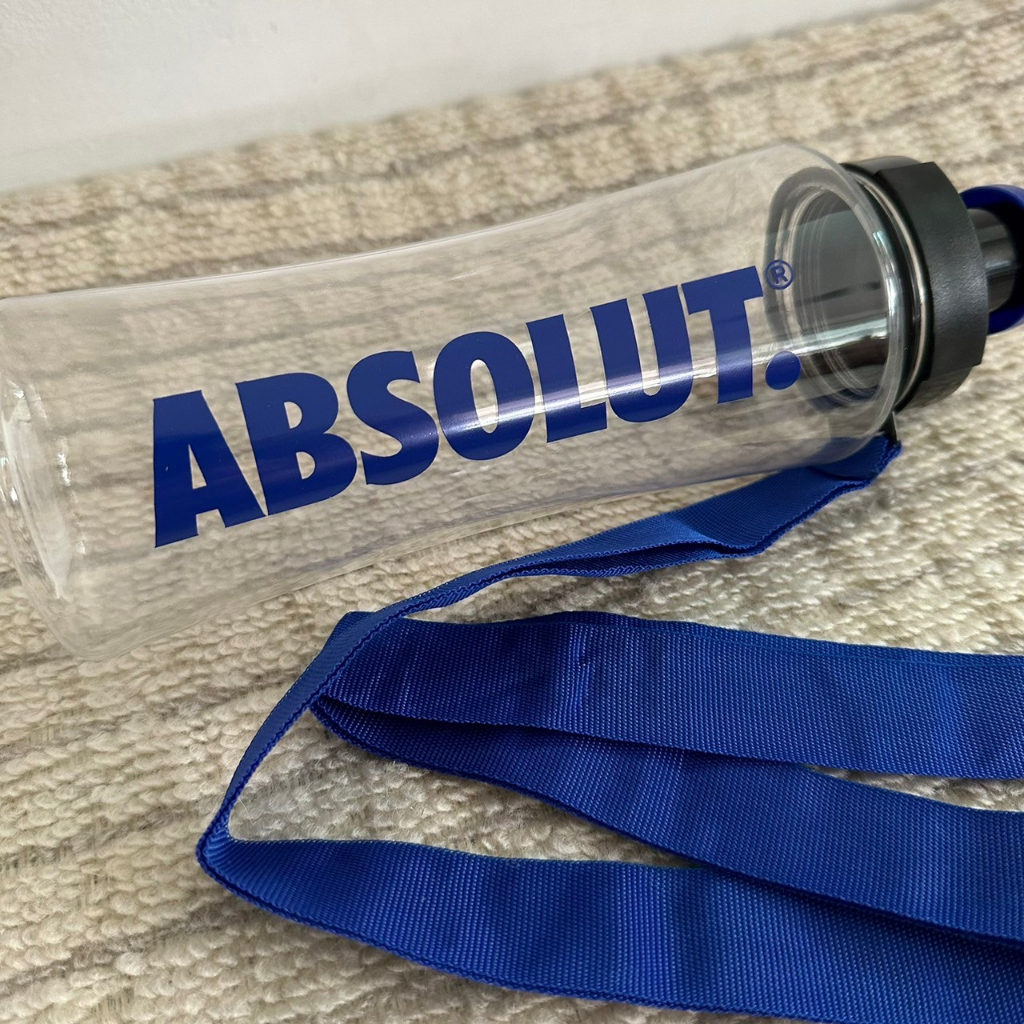 พร้อมส่ง-กระบอกน้ำแอ็ปโซลูป-absolut-กระบอกน้ำพรีเมียม-สินค้าพรีเมียม-สามารถใช้พกพาเวลาออกกำลังกายมีเชือกคล้อง