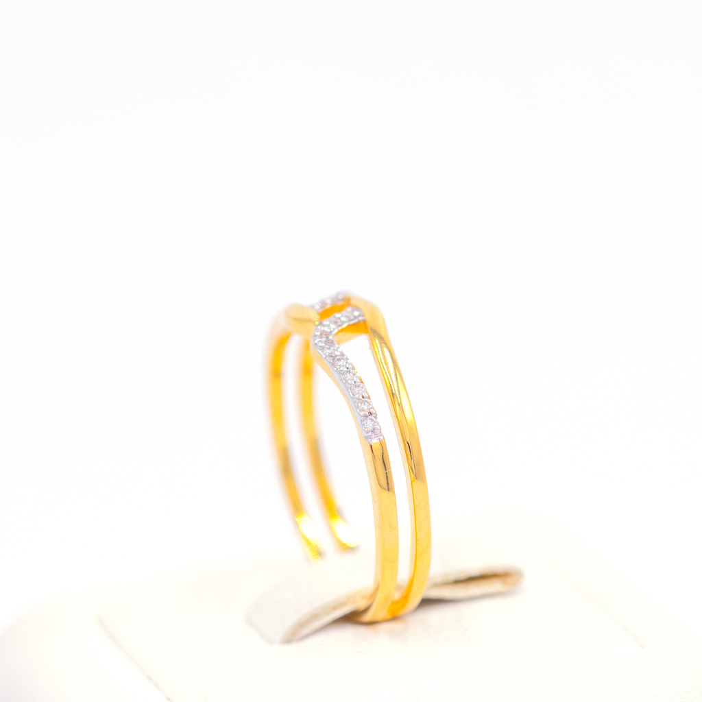แหวนคลื่นเก๋ๆ-แหวนเพชร-แหวนทองเพชรแท้-ทองแท้-37-5-9k-me969